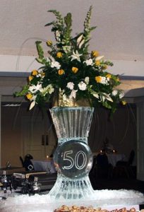 50th anniversary ice vase at Hattiesburg Country Club, by ice dragon ice sculptures