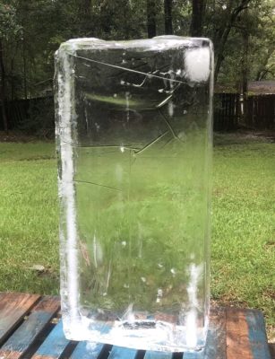 clear-ice-block one frequently asked question about ice sculptures: how is the ice so clear. Start with a clear ice block!